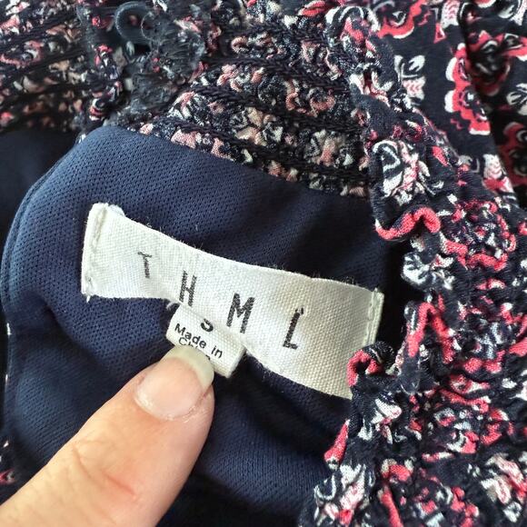 THML by Anthropologie floral ruffled mock neck shirt size S - Picture 6 of 7